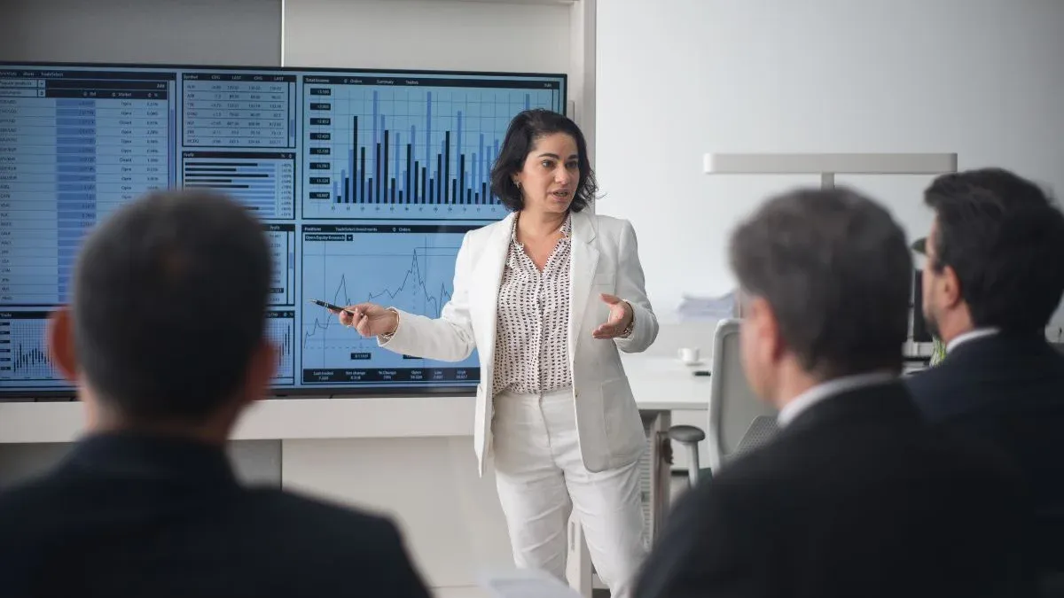 Career Crossroads: Making Bold Moves in Uncertain Times