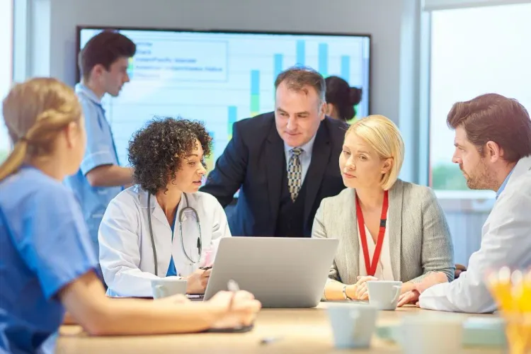 Healthcare 2026: Telemedicine, Wearables & Smart Diagnostics