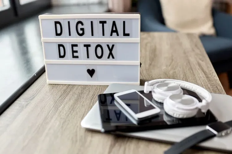 Digital Detox 101: Reclaiming Your Focus in the Age of Distraction
