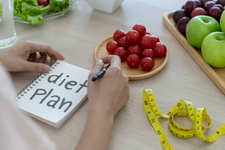 Fad Diets and Cleanses You Should Drop in 2025