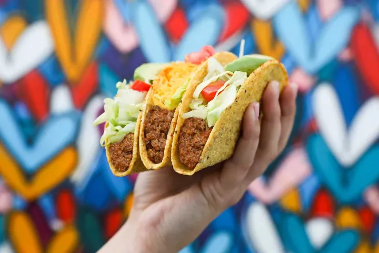 Del Taco: Where Mexican Flavors Meet American Comfort Food